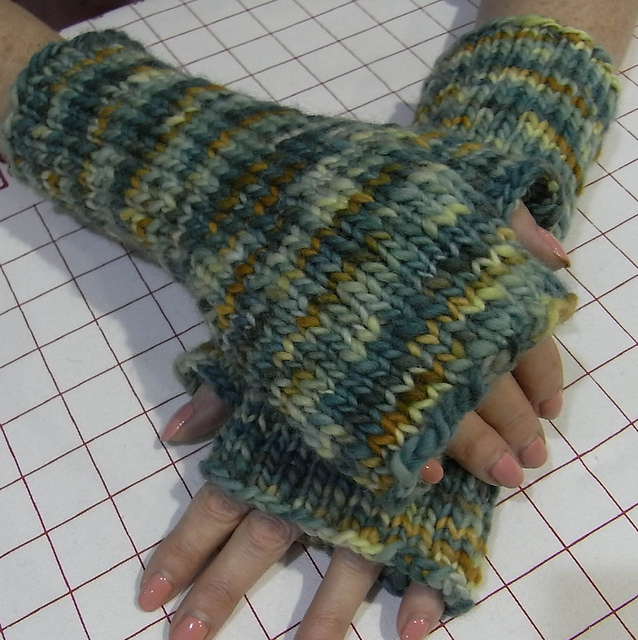 Squishy Fingerless Mittens