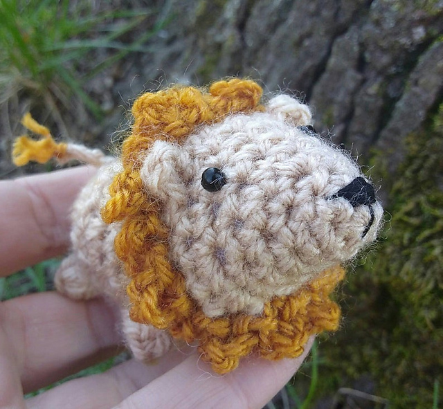 Bitty Lion