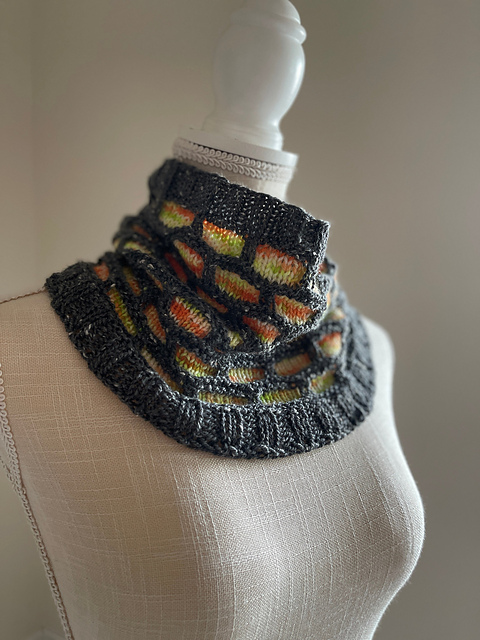 Haunted Honeycombs Cowl