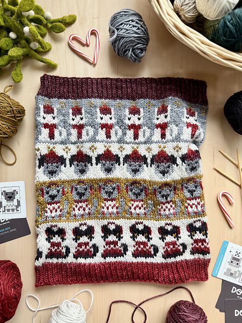 2025 Winter Pets Doodle (Standard Cowl)