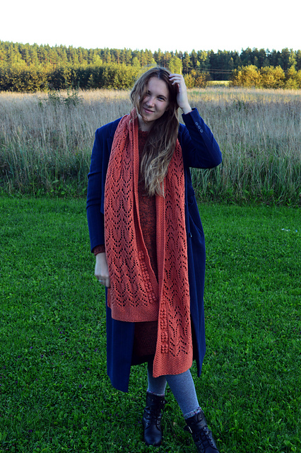 Fall berries scarf