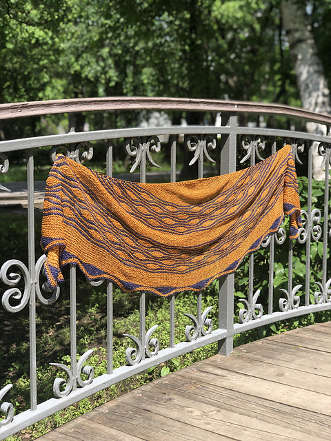 Sandy Beach Shawlette