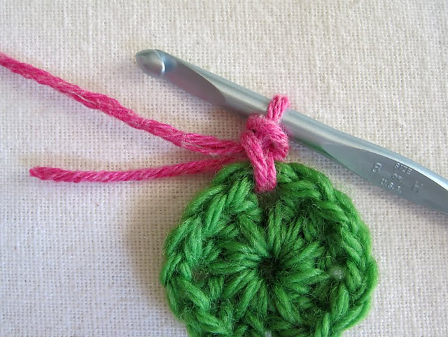 Knotless Standing Single Crochet Tutorial