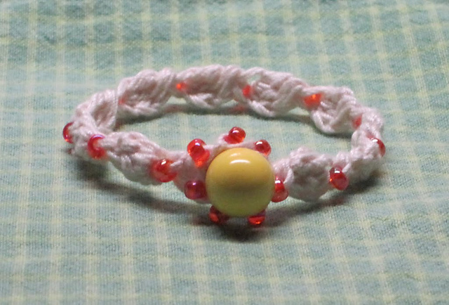 Beachy Little Bracelet #2:  Shells