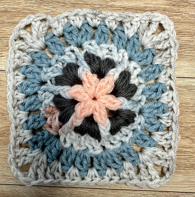 Dolores Granny Square