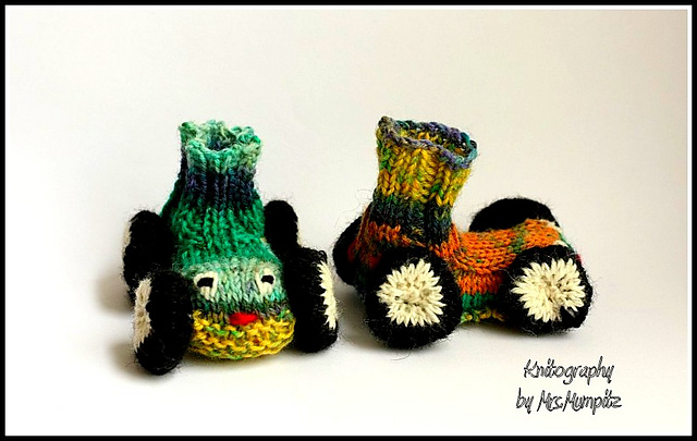 Racing Booties by Mrs.Mumpitz