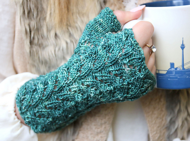 Dragon Rider Mitts