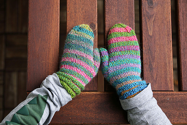Happy kids mittens