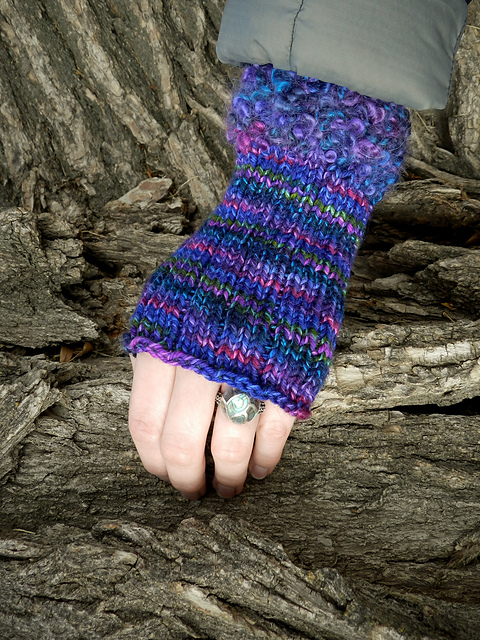 Paradise Valley Fingerless Mittens