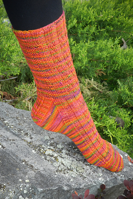 Chain Reaction Socks
