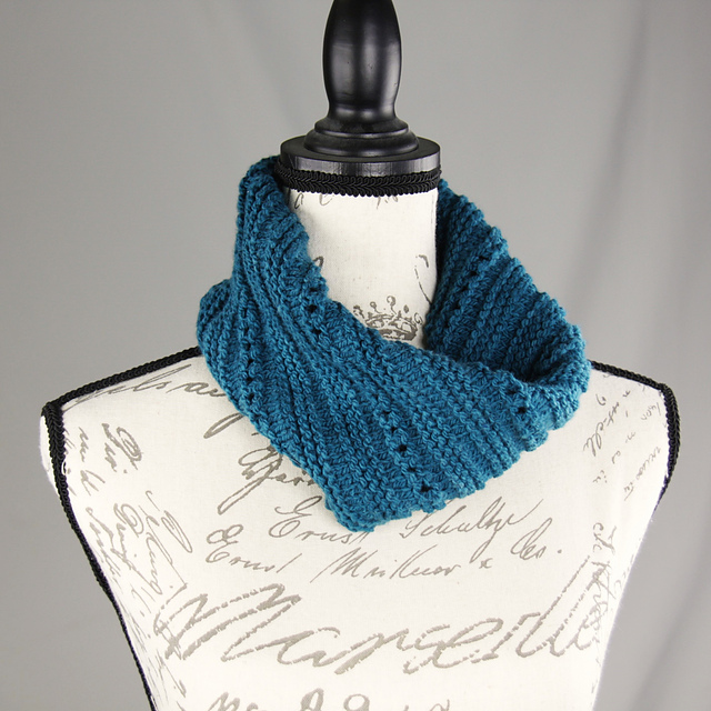 Jelly Donut Cowl