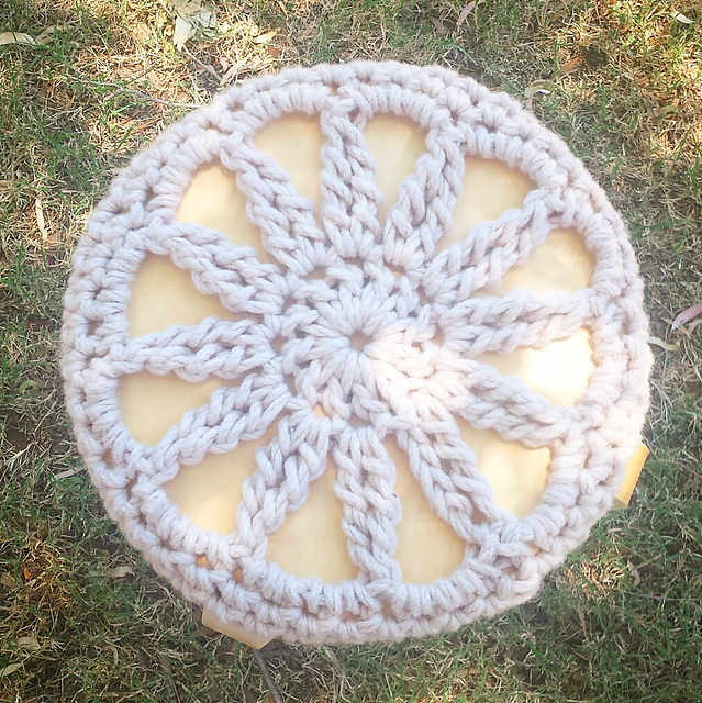 Blissful Lynda Stool Cover