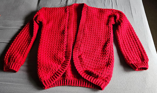 Cardigan in suzette stitch