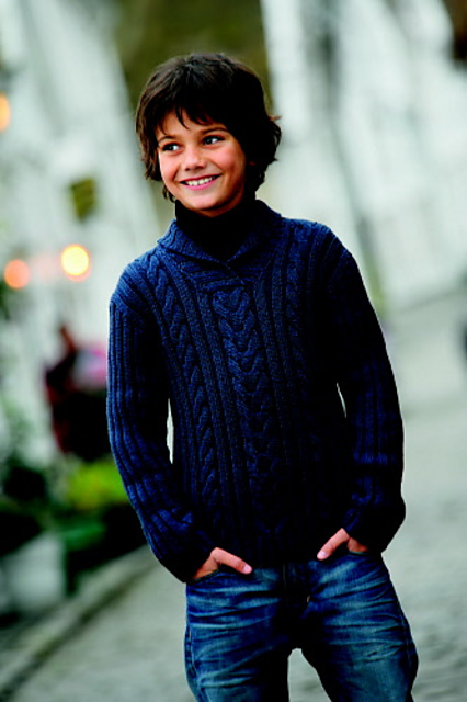 1201-15 Cabled sweater
