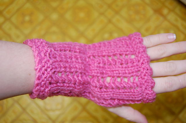Lacy Fingerless Gloves