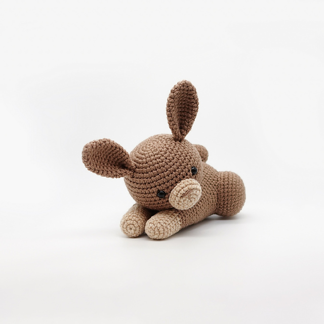 Rabbit (Amigurumi)