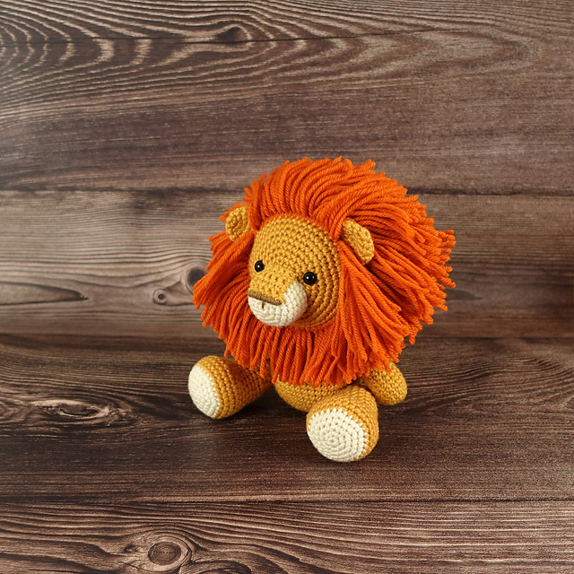 Lion Amigurumi
