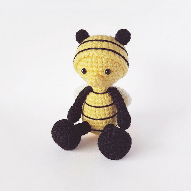 Bee Amigurumi