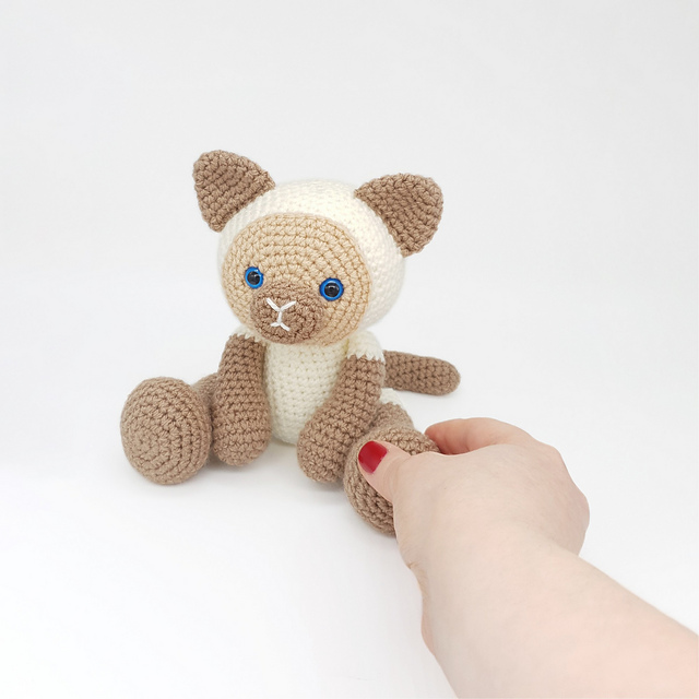 Amigurumi Siamese Kitten