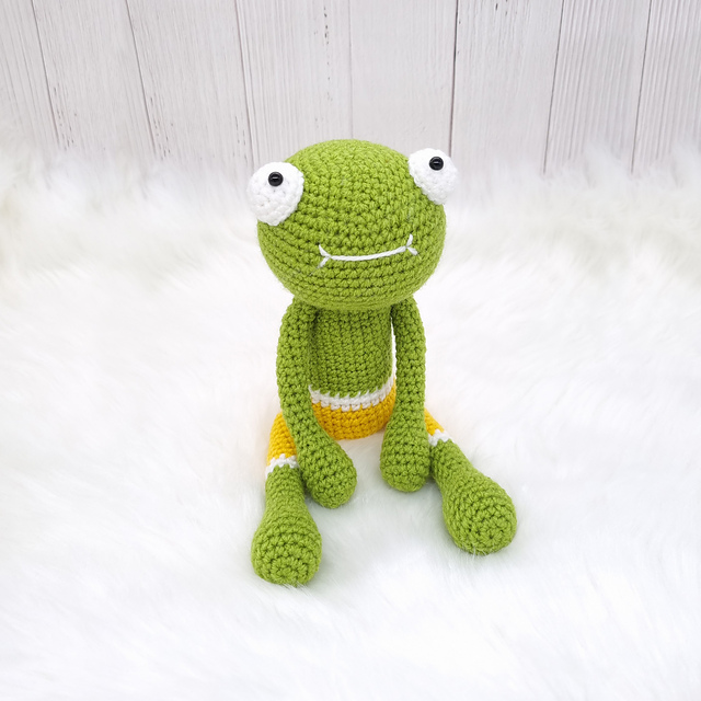 Amigurumi Frog