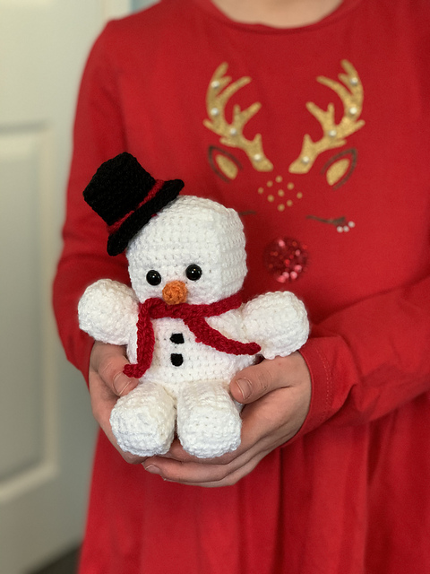Snowman Christmas Amigurumi