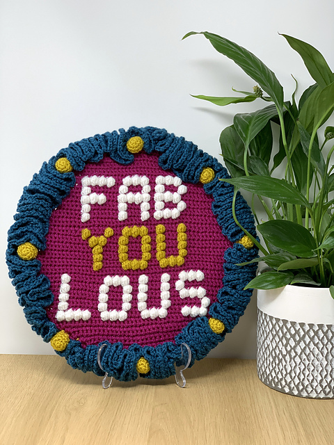 FabYOUlous Wreath Wall Hanging