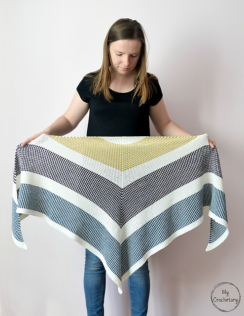 Triangle Moss Stitch Shawl