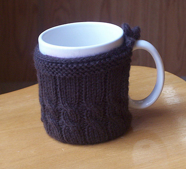 Cabled Mug Cozy