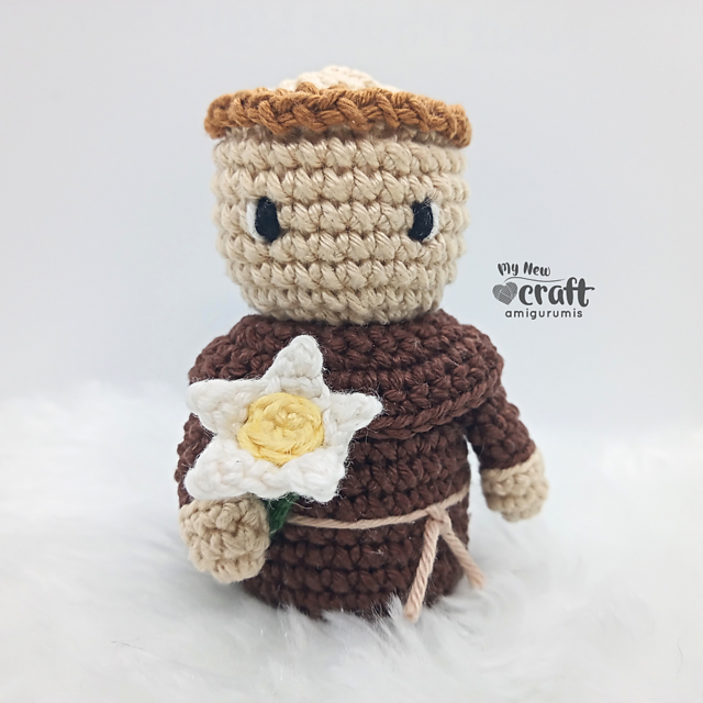 Mini Saint Anthony Amigurumi