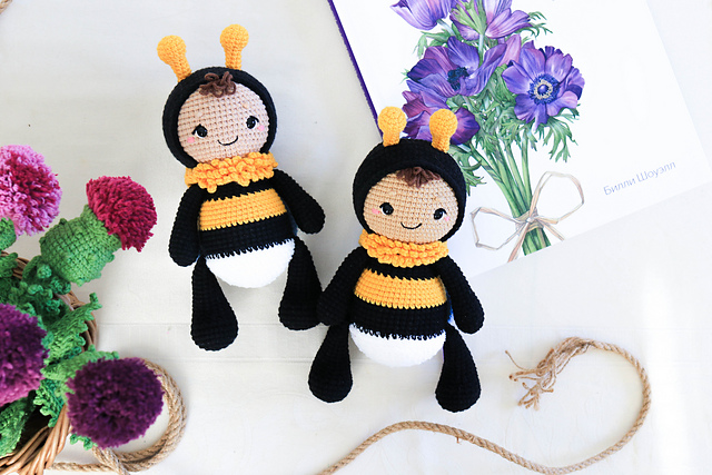 Baby bumble bee