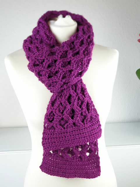 Reversible Honeycomb Scarf