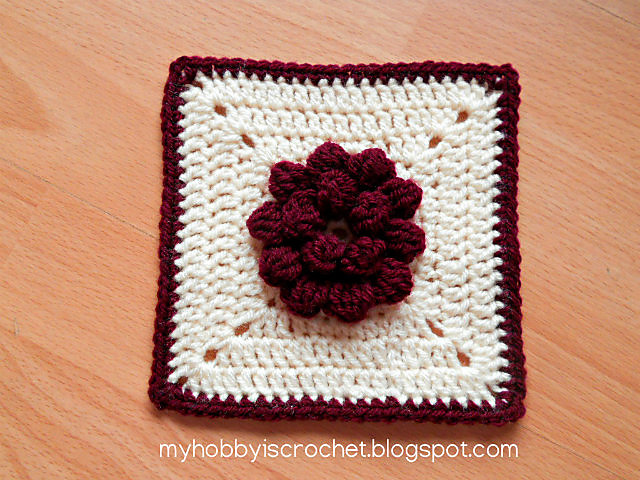 Dahlia in a Square - Granny Square
