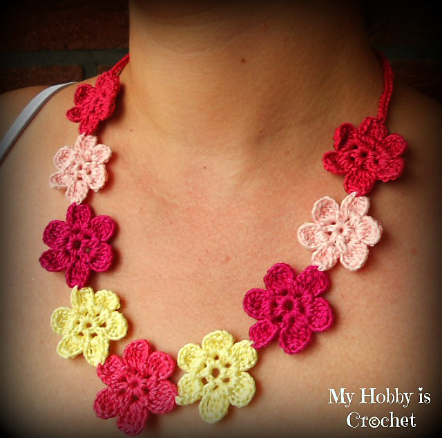 Hawaiian Dream Flower Necklace