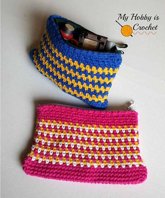 Moss Stitch Zipper Pouch