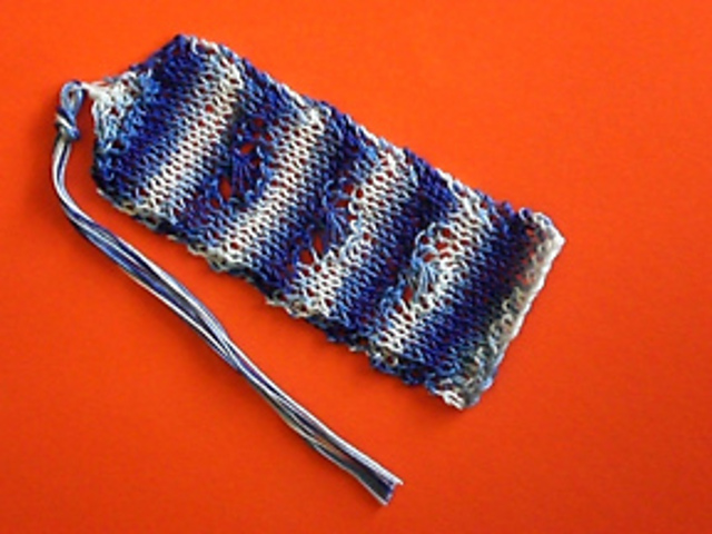 Purly Shells Bookmark