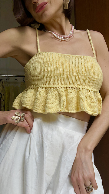 Ravelry: Summer Ruffle Top pattern by Elvira Nurtdinova