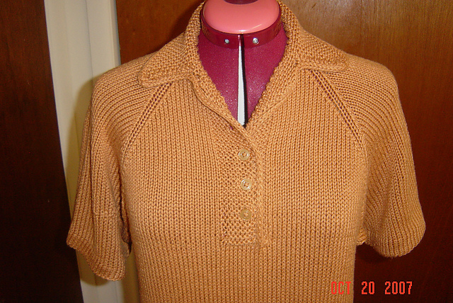 Open Collar Pullover (October)