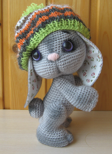 Bunny in beret