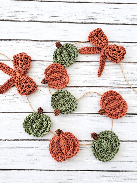 Pumpkin Garland