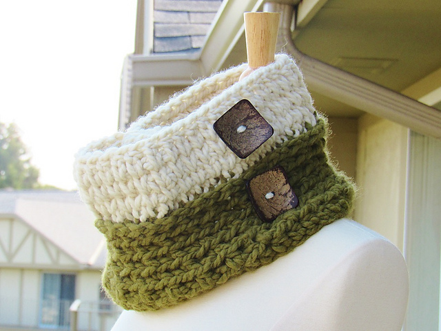 Knit Look Chunky Cowl