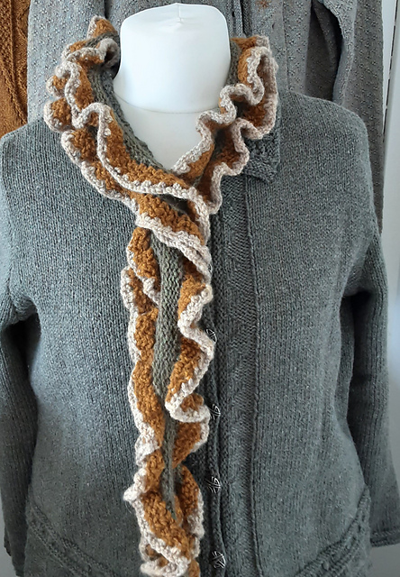 Briodag Scarf