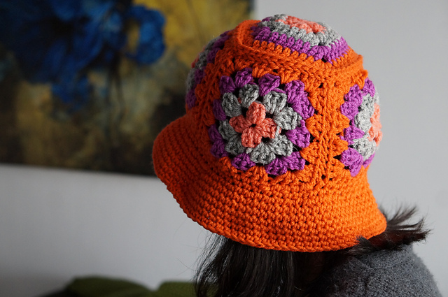 Granny square bucket hat