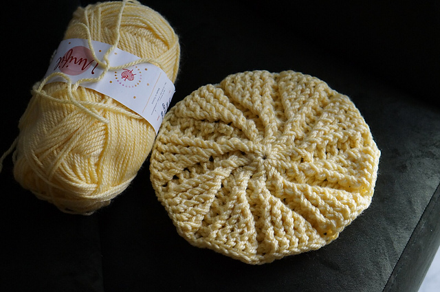 Spiral stitch circle