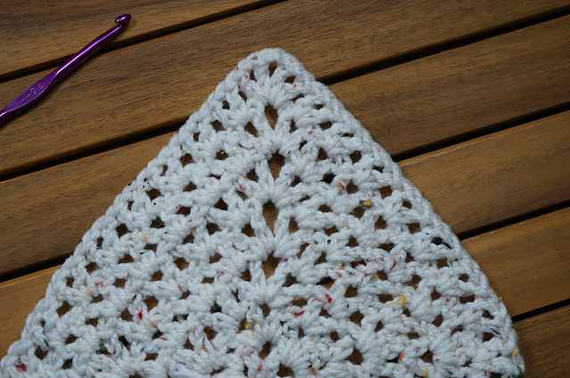 V granny triangle