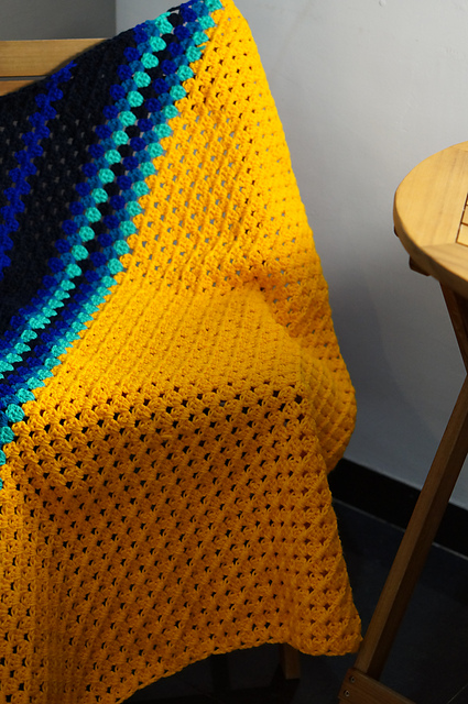Corner to corner blanket
