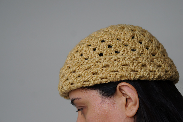 Granny stripes short beanie