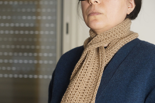 Short scarf for all