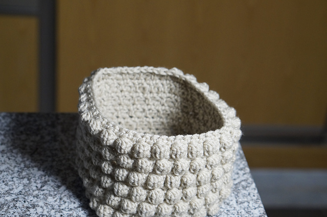 Bobble square basket