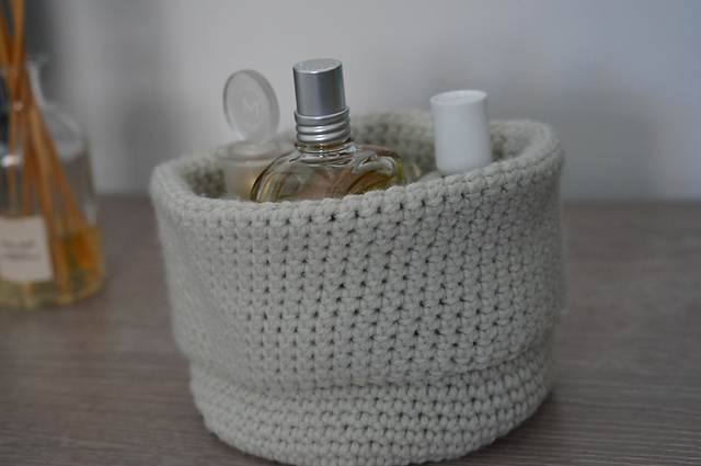 Simple round basket