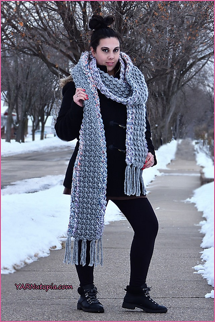 Two Stitch Grande Scarf